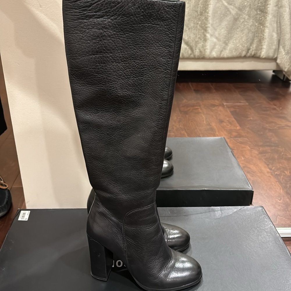 Kenneth Cole knee high heeled boots - Picture 6 of 6